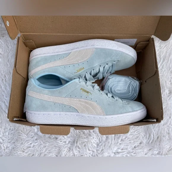 SOLD! PUMA Women's Suede Classic XXI Sneakers SIZE 8 - Picture 2 of 6